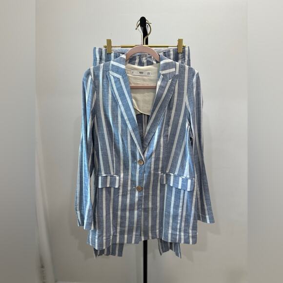 Mango Stripe Double Breasted Relaxed Blazer size XS never worn! - Picture 3 of 16